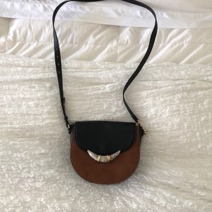 Stella and Dot Cross body purse